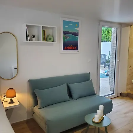 Annecy A 9 Minutes Du Annecy Avec Piscine Privee Tatil Evi Poisy