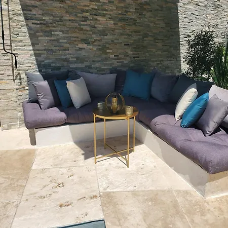 Annecy A 9 Minutes Du Annecy Avec Piscine Privee Holiday home *