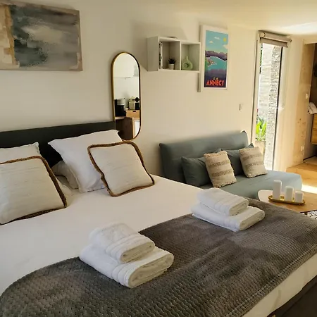 Annecy A 9 Minutes Du Annecy Avec Piscine Privee * Poisy